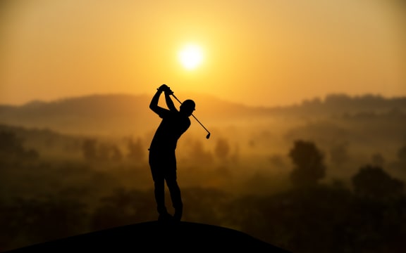 Golf player generic.