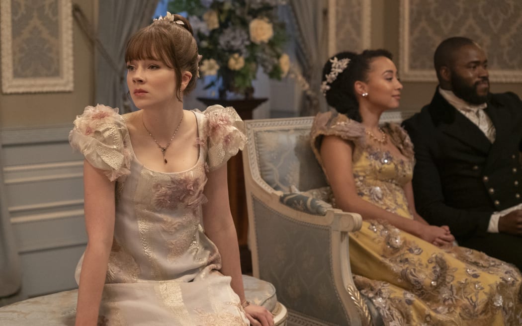 Bridgerton. (L to R) Claudia Jessie as Eloise Bridgerton, Emma Naomi as Alice Mondrich, Martins Imhangbe as Will Mondrich in episode 305 of Bridgerton. Cr. Liam Daniel/Netflix © 2024