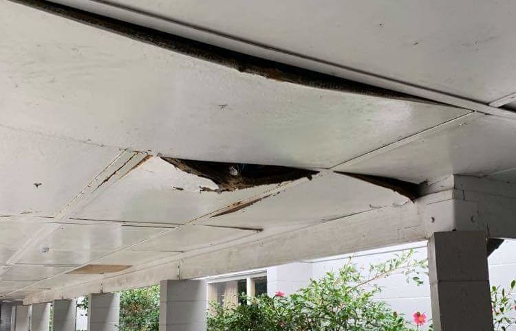 A block of classrooms at Hutt Valley High School has had to shut due to mould and leakage problems.