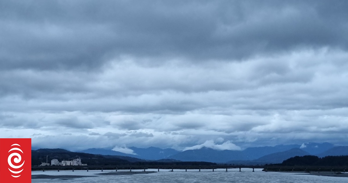 Weather updates: Rain lashes North and South Islands - Vimarsana News