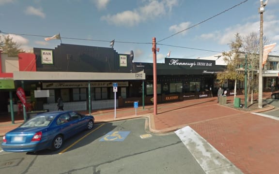 A view of Hennessy's Irish Bar from the street.
