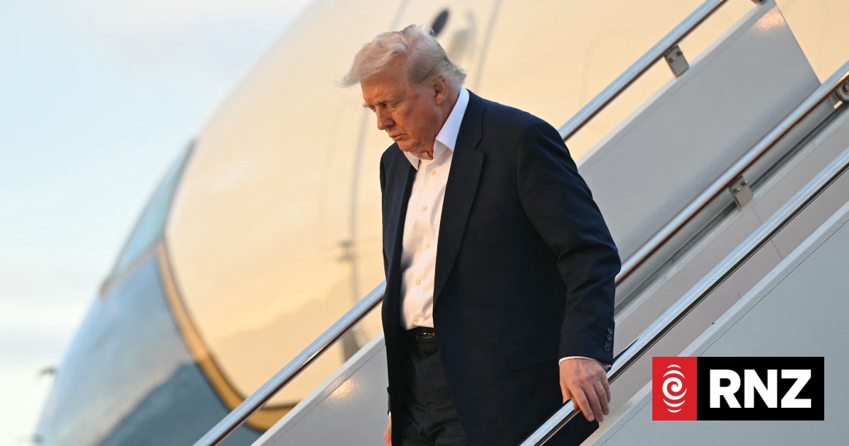Trump to accept luxury jet from Qatar to use as Air Force One - media report