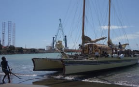 The ocean-going waka Uto ni Yalo has brought a cargo of cocoa beans from Bougainville.