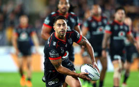Warrior's halfback Shaun Johnson