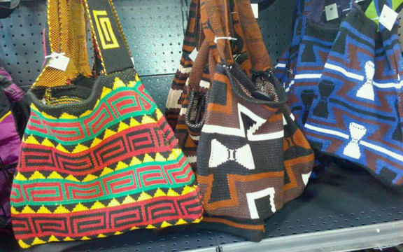 Fake bilum bags in Papua New Guinea