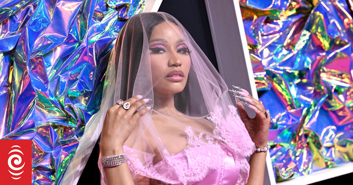 Nicki Minaj fans fume as gig is axed after drugs arrest - Vimarsana News