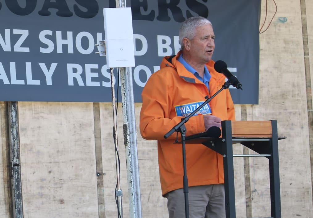 Westland mayor Bruce Smith