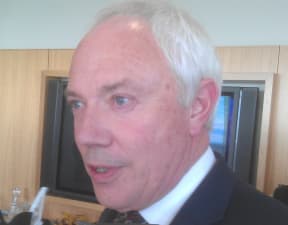 Bob Parker says Christchurch deserves to have a fresh start.