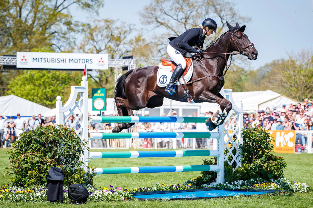 The 2018 Title Winner: NZL-Jonelle Price rides Classic Moet during the CCI4* Showjumping. Mitsubishi Motors Badminton Horse Trials, Gloucestershire, Great Britain. Sunday 6 May. Copyright Photo: Libby Law Photography