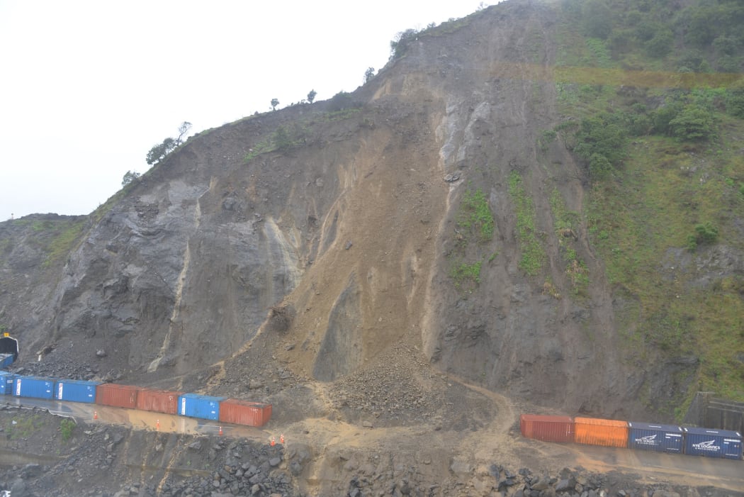 Fresh mudslides on State Highway 1 near Kaikōura have pushed containers off the edge.