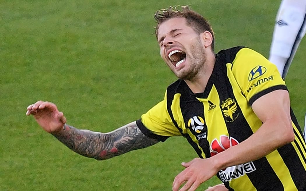 The Phoenix' midfielder Mandi.