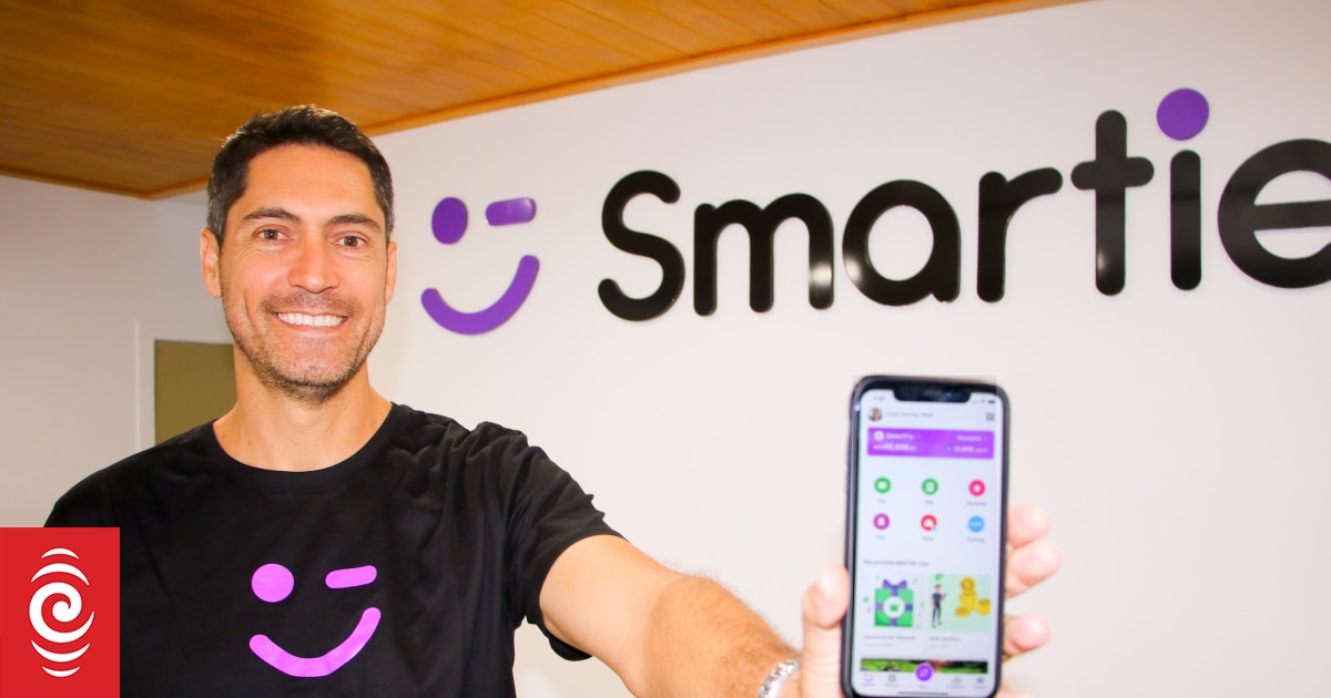 Cook Islands' techie plans to launch 'Smartie' app to better 'payment solutions' - Vimarsana News
