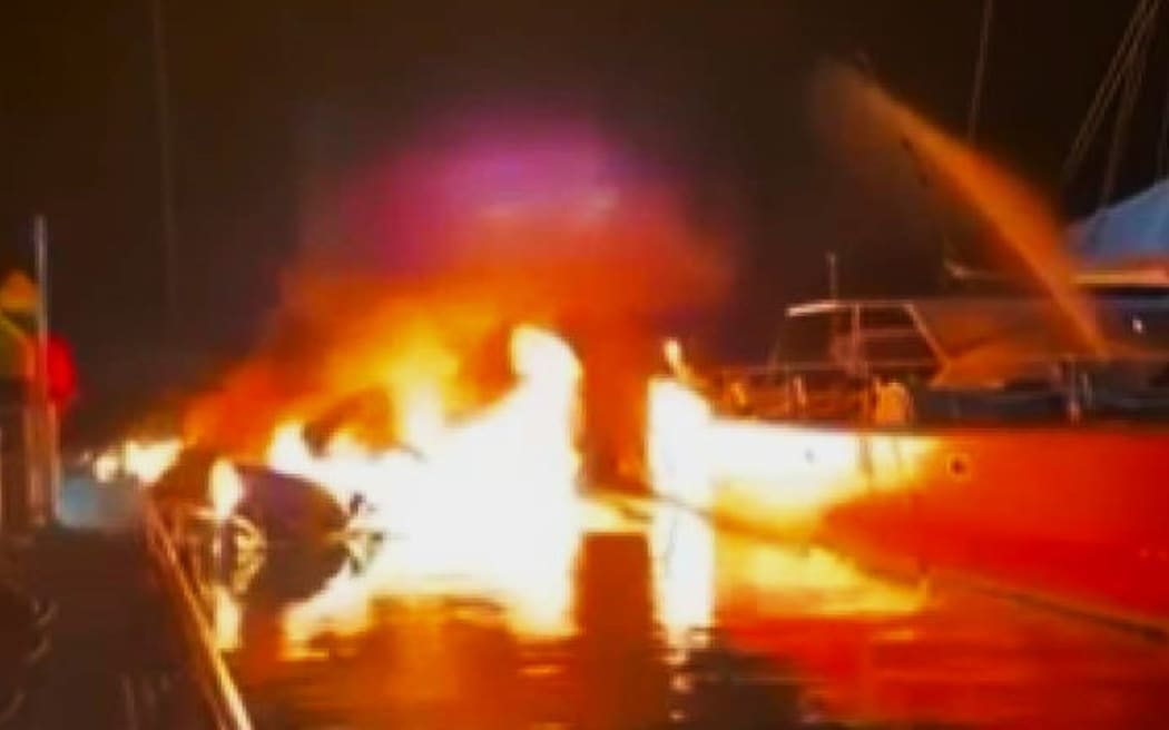 A maritime ferry was set ablaze in Nouméa’s Port Moselle on 9 July 2024 – Photo Facebook