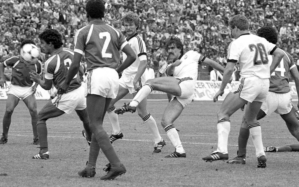 Steve Sumner shoots as New Zealand drew 2-2 with Saudi Arabia at Mt Smart Stadium in an elimination game for the 1982 Football World Cup.