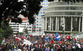 An estimated 10,000 plus crowd of Maori demonstrators crowd the grounds of parliament after a Hikoi (walk of hope) that has taken them from the top to the bottom of New Zealand's North Island in protest to the proposed seabed and foreshore legislation, 05 May 2004.
