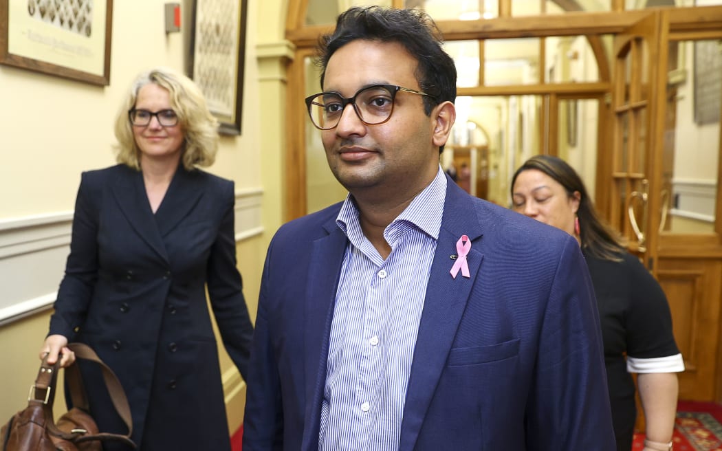 WELLINGTON, NEW ZEALAND - NOVEMBER 02: Dr Gaurav Sharma arrives at a Labour caucus meeting on November 02, 2020 in Wellington, New Zealand. Labour's Jacinda Ardern claimed a second term as prime minister after claiming a majority in the 2020 New Zealand General Election on Saturday 17 October, claiming 64 seats.  (Photo by Hagen Hopkins/Getty Images)