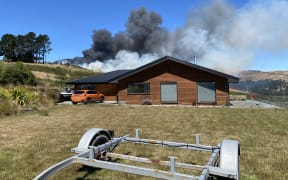Port Hills fire seen from behind Tracey Menzies' house near Worsleys Road, Christchurch on 14 February, 2024.