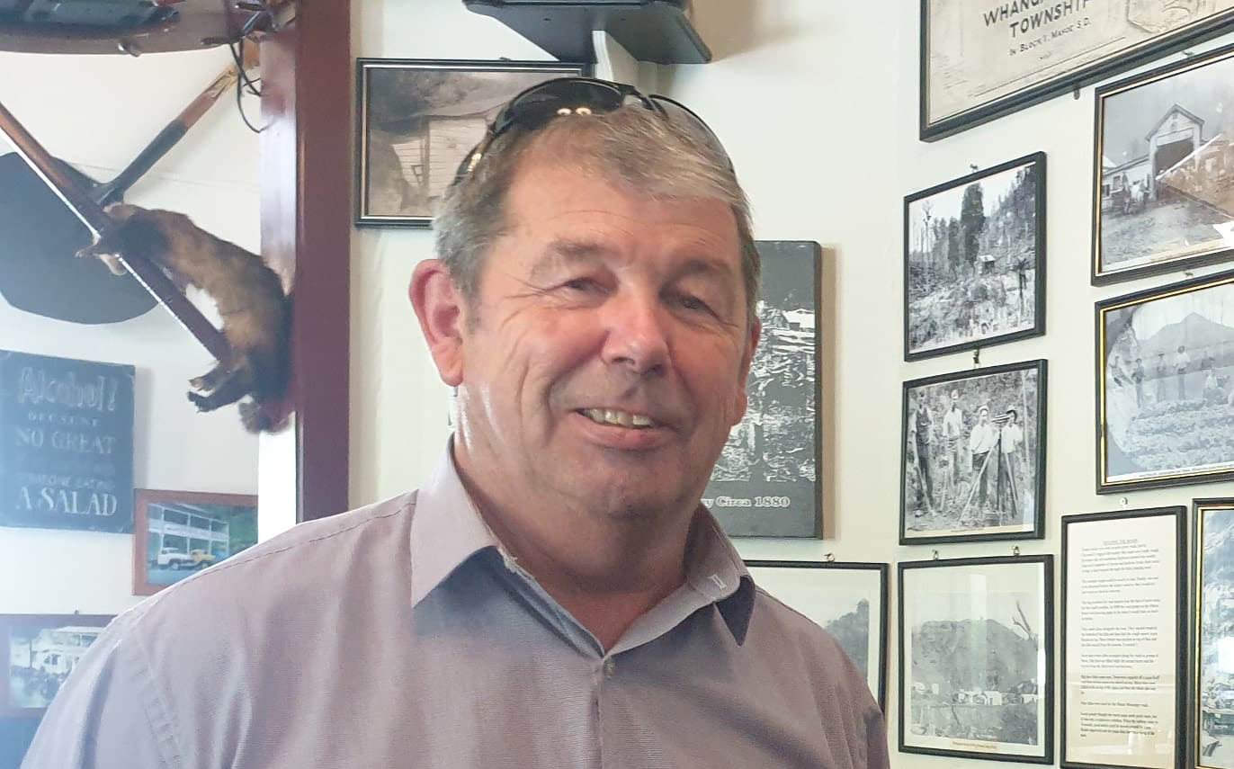 Stratford Mayor Neil Volzke.