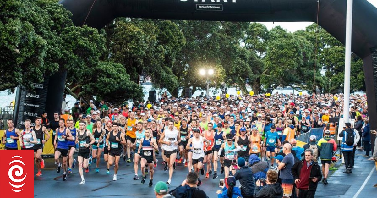 Auckland Marathon: Runner in critical condition after race, 14,000 ...