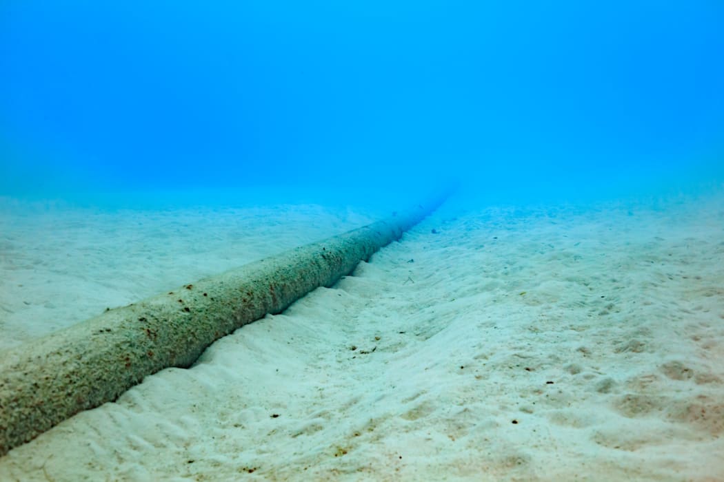Underwater communications cable