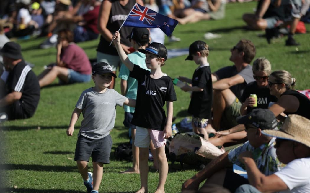 Team New Zealand fans watch America's Cup race 10 from Takapuna.