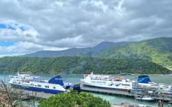 The Bluebridge’s Connemara and Interislander’s Kaiarahi in Picton.