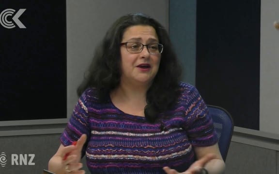 Evening Business for 5 February 2017