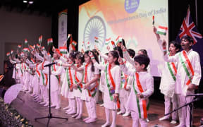 Over 400 people gathered at the High Commission and were treated to patriotic songs and cultural presentations by students from Wellington Hindi School and Khandallah School.