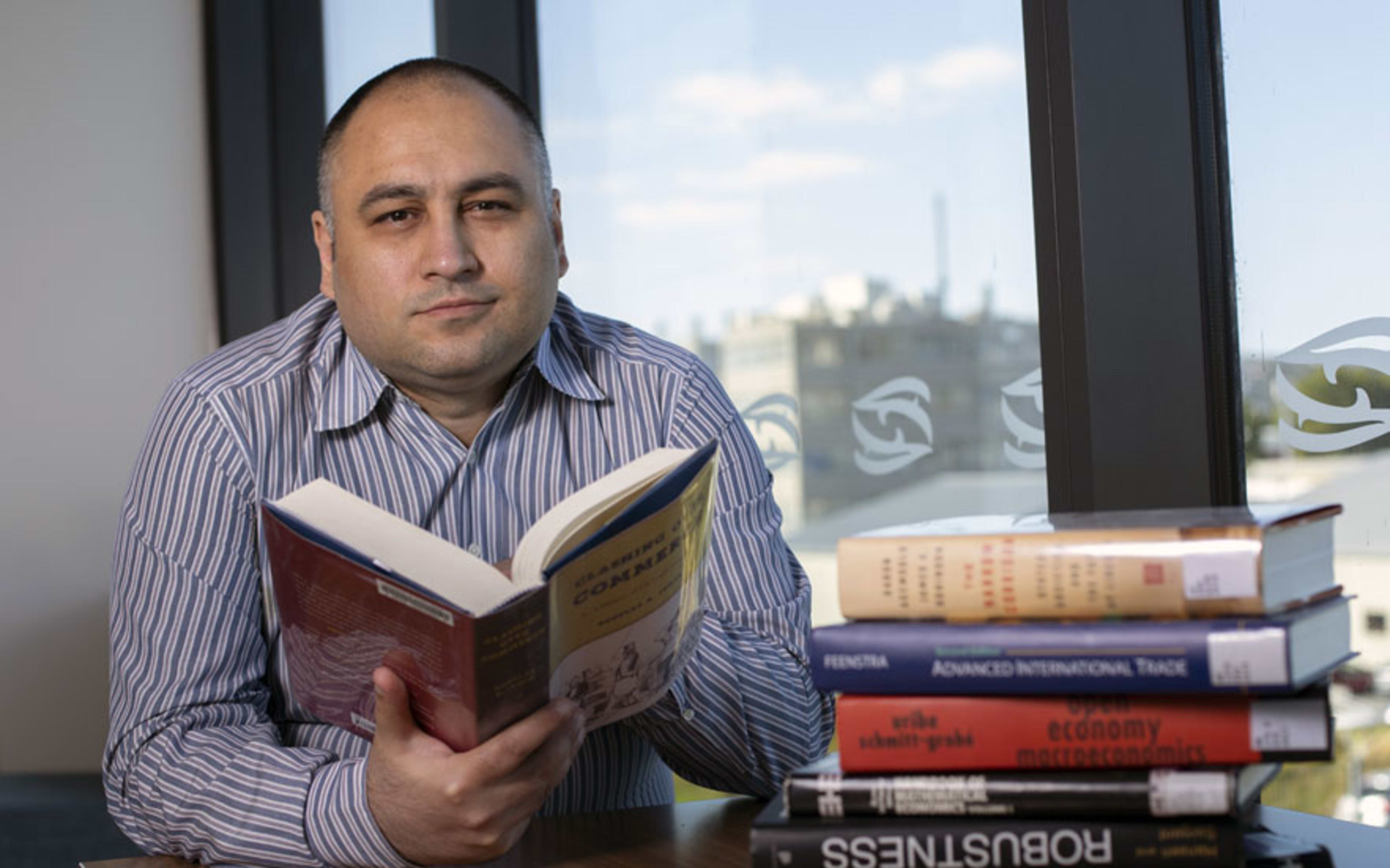 Dr Murat Üngör from the Department of Economics at the University of Otago