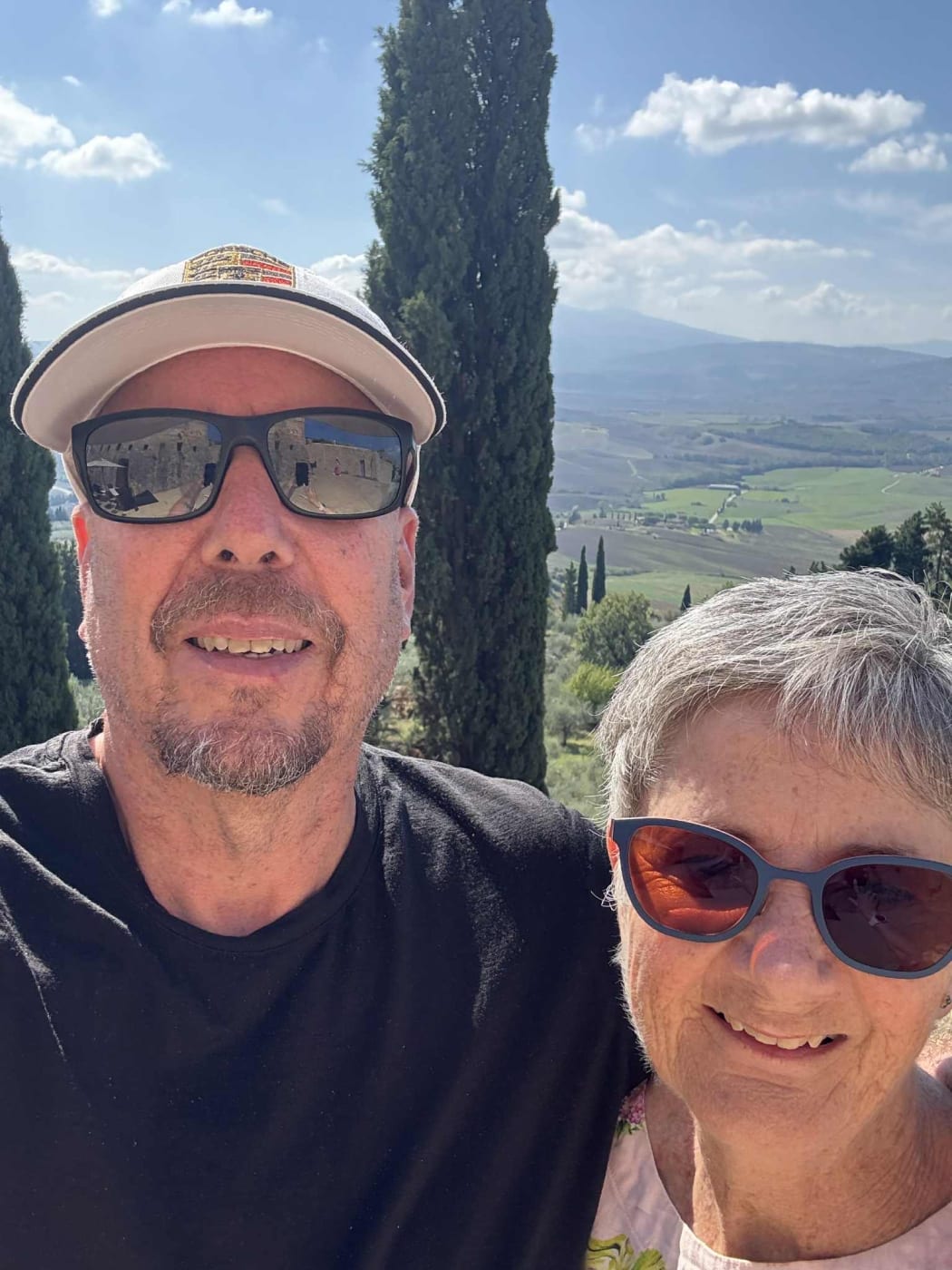 Nick and Kathy Barnes are frustrated that payment deadlines for holiday pay owed to former Health NZ employees keep getting pushed out.