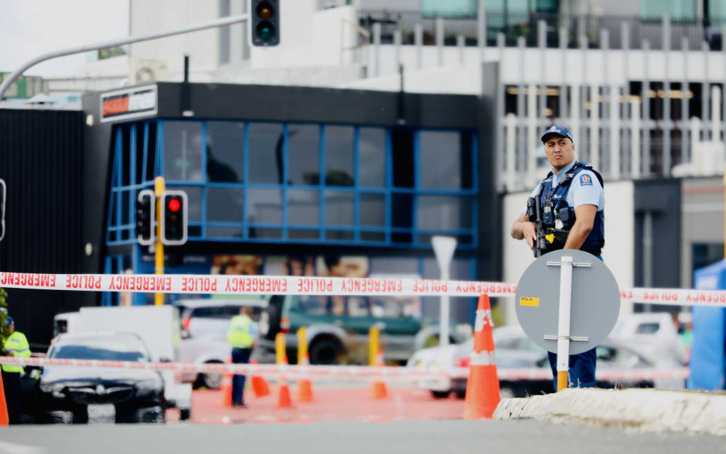 Armed police officer at scene of fatal hit and run in Glen Eden in Auckland
