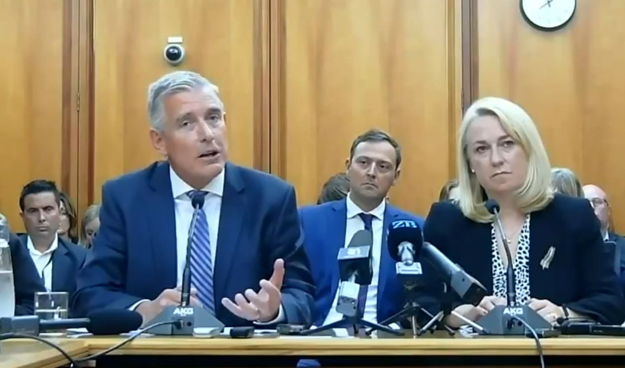 air-nz-apologises-again-blames-junior-staffer-for-communication-delay