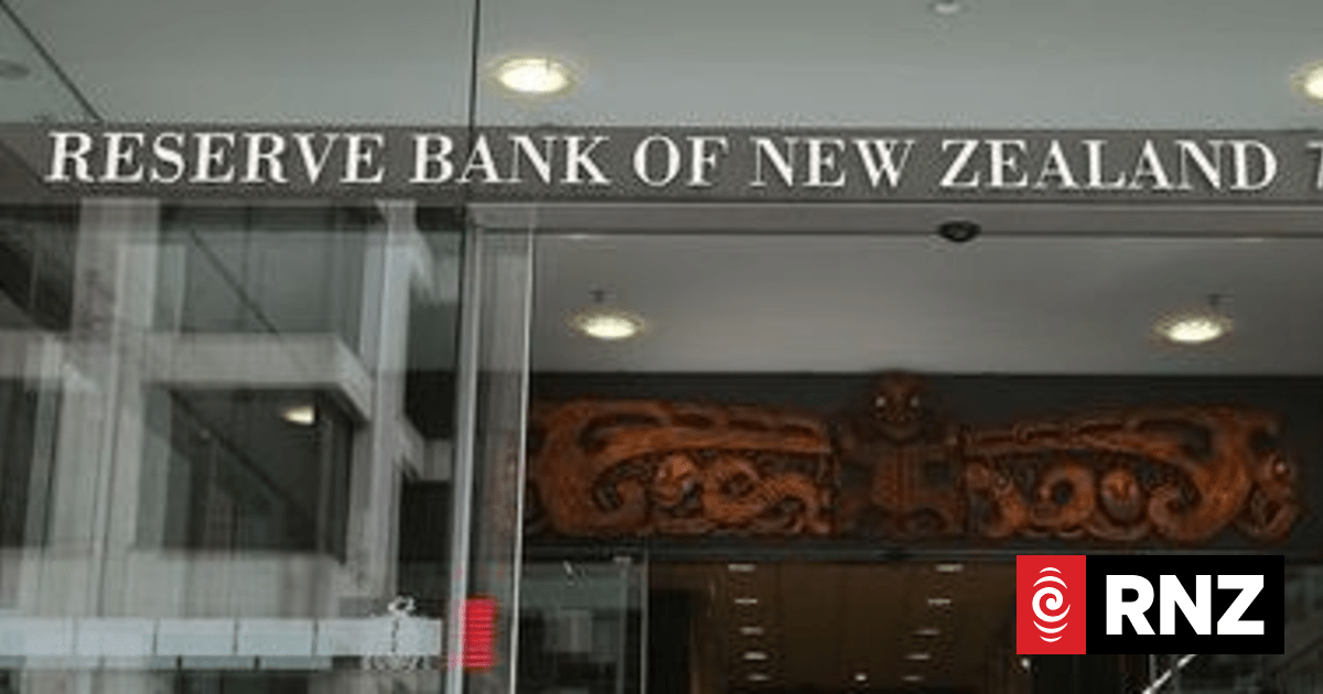 RBNZ expected to cut OCR to 2.75% | RNZ News