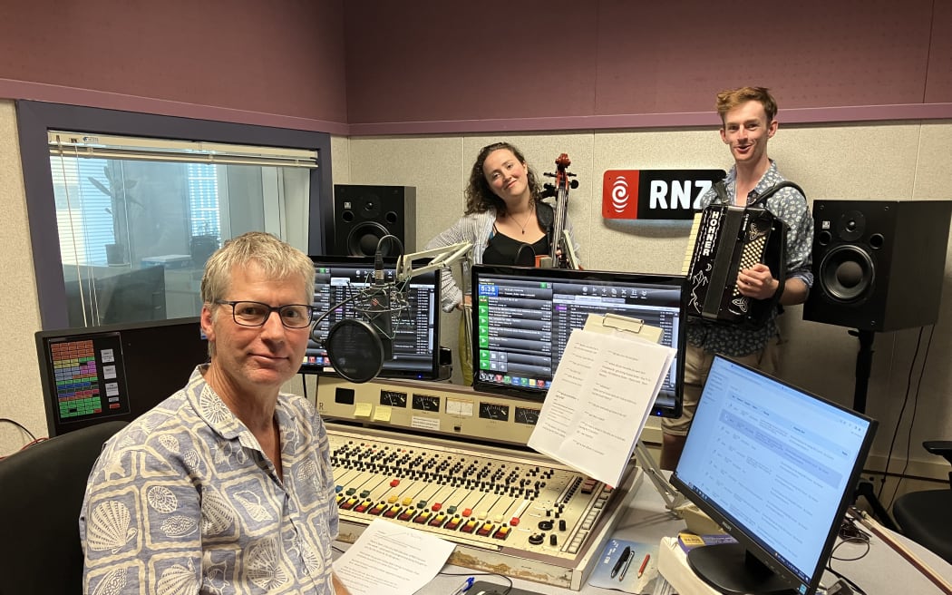 Good Habits in the RNZ Concert studio with Bryan Crump