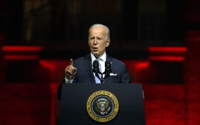 US President Joe Biden speaks about the soul of the nation, outside of Independence National Historical Park in Philadelphia, Pennsylvania, on September 1, 2022. (Photo by Jim WATSON / AFP)