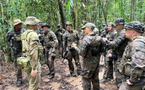 Queensland_Bush_training_for_French_Australian_infantry_forces_