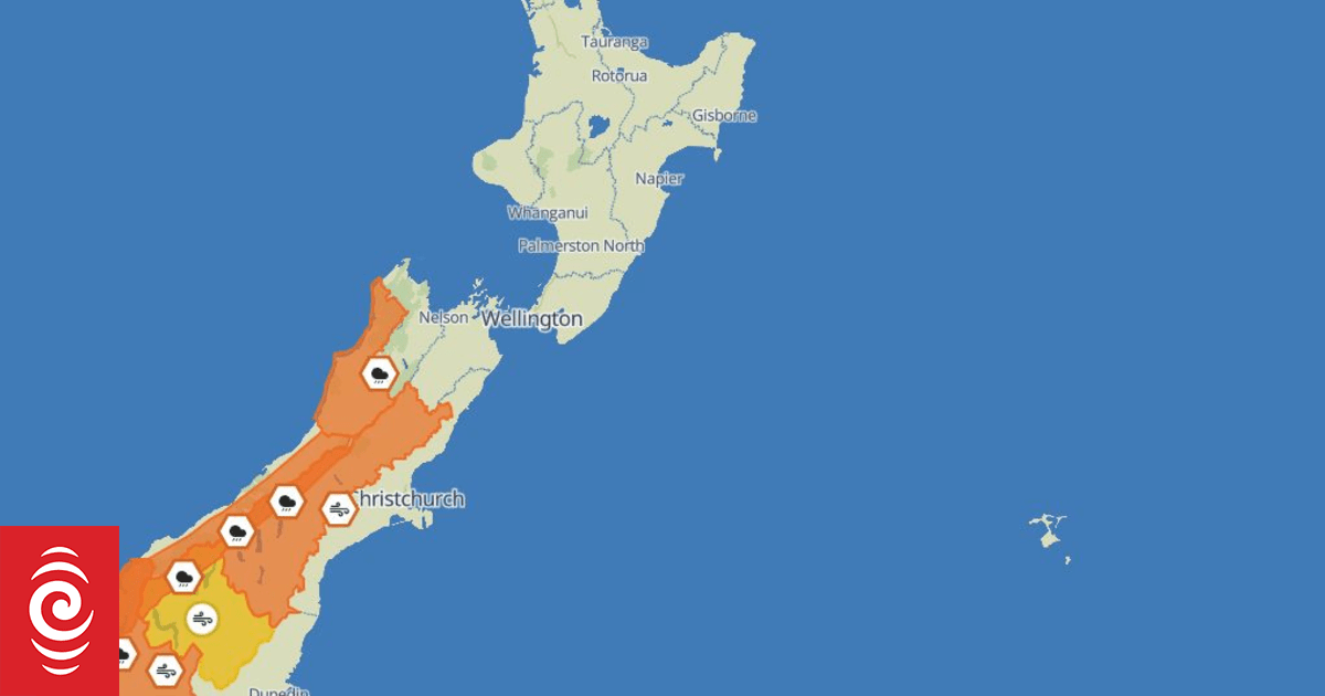 Weekend weather: Heavy rain, strong wind warnings for parts of South Island