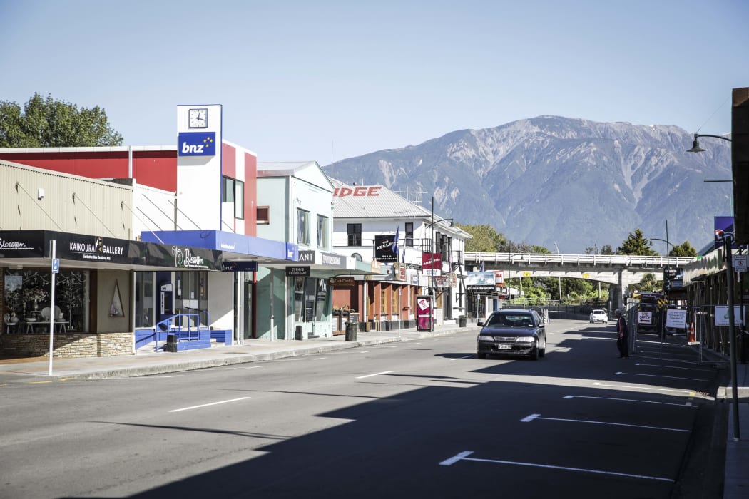 Walkabout town for Checkpoint