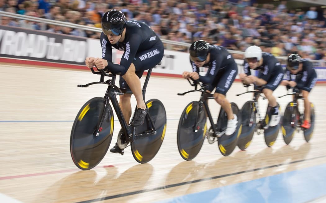 Marc Ryan leads the team pursuit at the 2016 UCI Track Cycling World Championships in London.