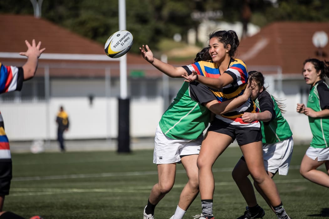 Stars of the silver medal winning women's sevens team are inspiring young players this week as they undertake a nationwide tour.