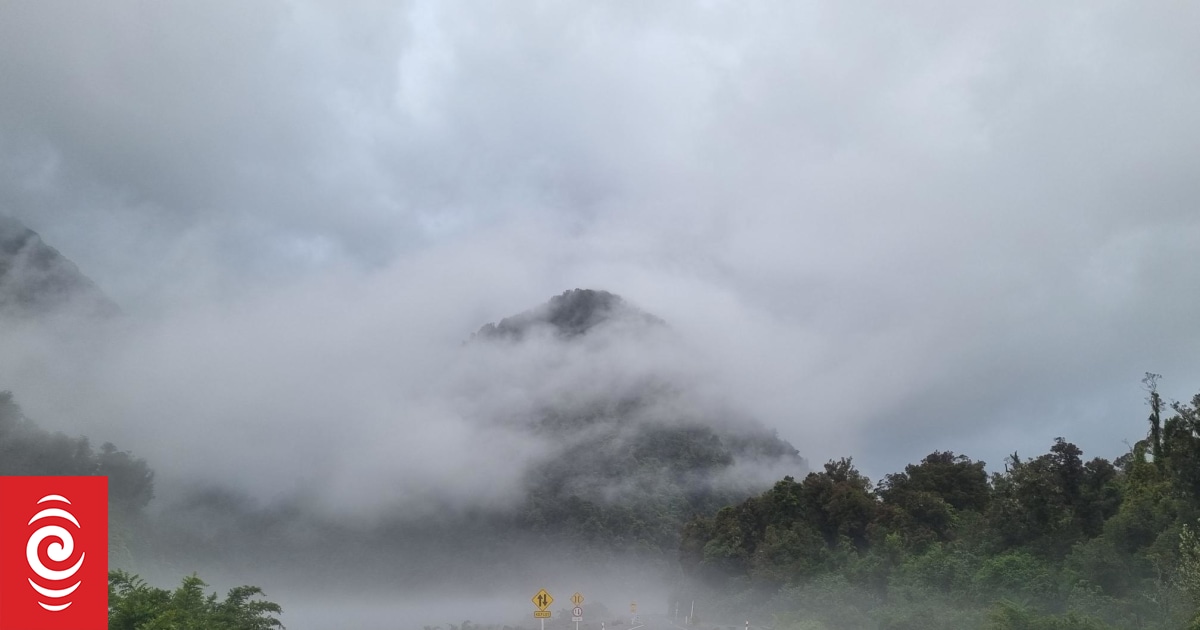 Deluge, lightning strikes hit Westland - Vimarsana News