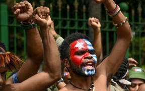 Indonesia has blocked internet access in unrest-hit Papua over fears that a stream of offensive and racists posts online will spark more violent protests in the region, the government said on August 22. (Photo by BAY ISMOYO / AFP)