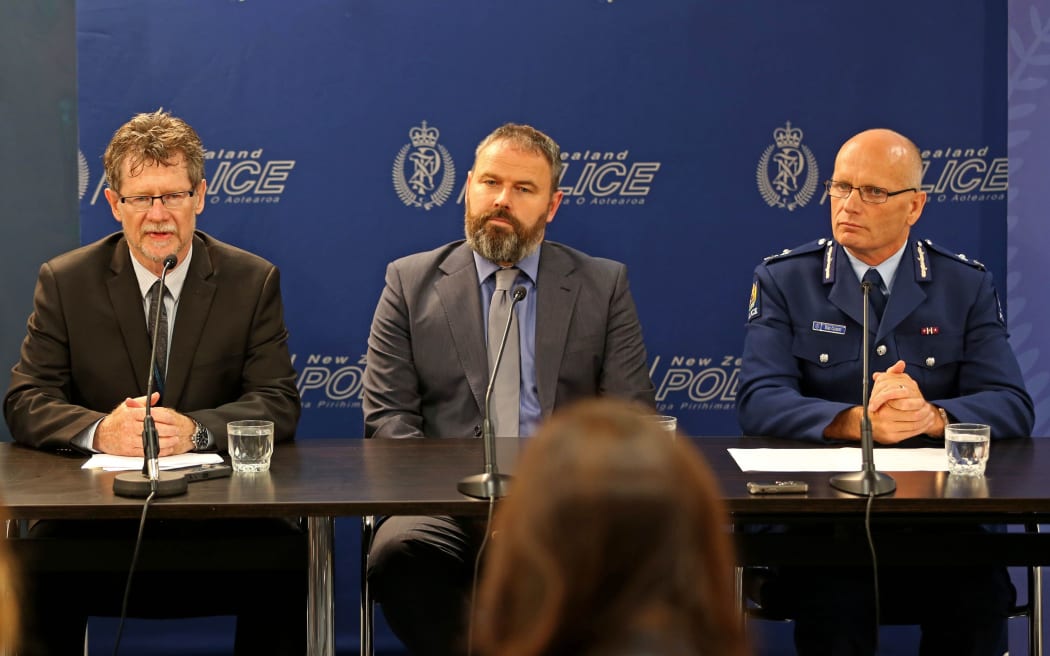 Left to right - Ministry of Health's Pat Tuohy, Deputy Director-General Ministry for Primary Industries Scott Gallacher, and Police Deputy Commissioner Mike Clement.