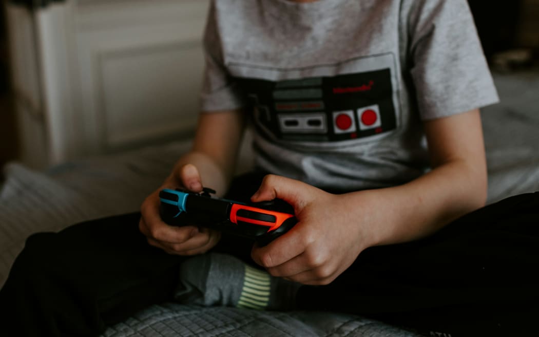 Family bonding through screen time requires losing the parenting guilt.