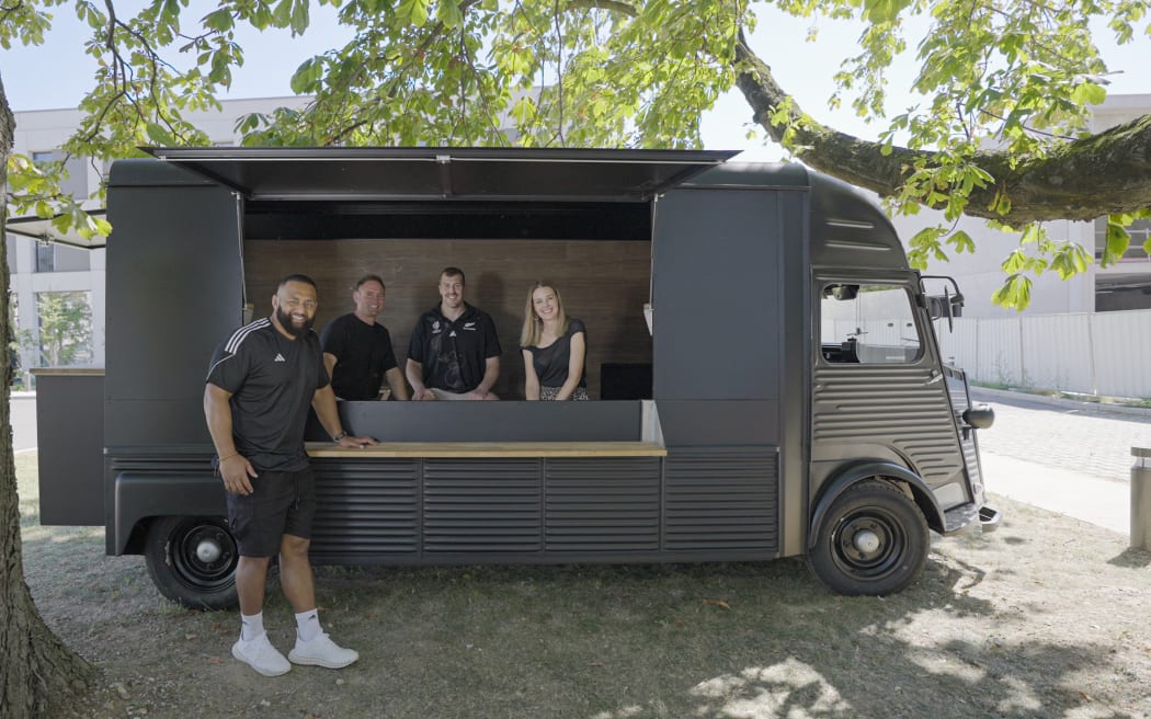 The NZR+ Front Room Daily mobile broadcasting unit in France