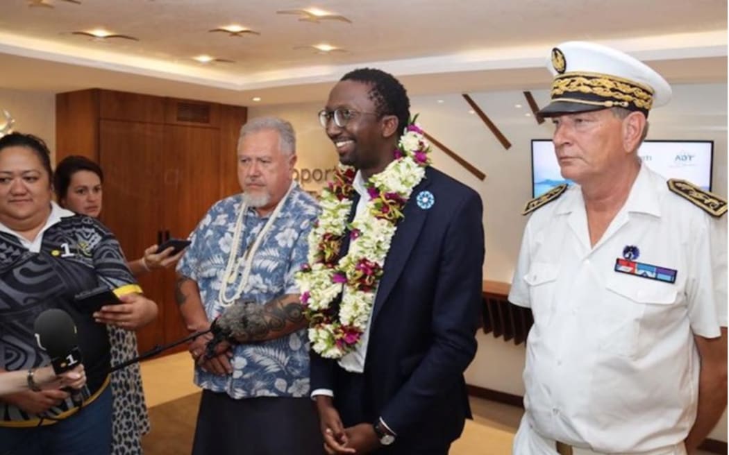 French Secretary of State for the Seas Hervé Berville with President Moetai Brotherson and High Commission Eric Spitz.