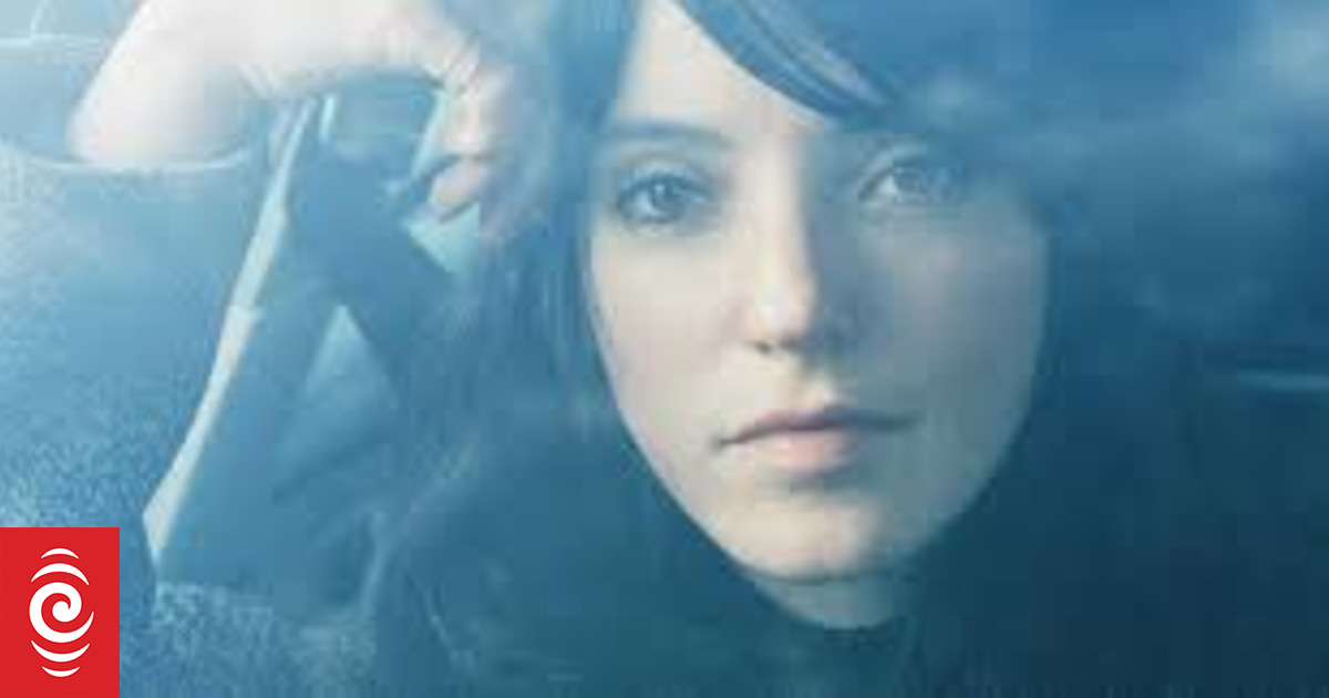 Sharon Van Etten live in session RNZ