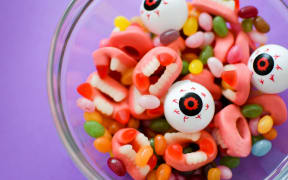 Do sweet treats hype kids up?