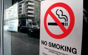 no smoking sign