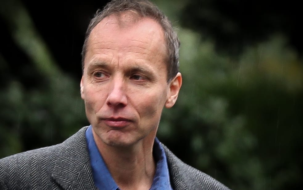 Nicky Hager walking into Wellington High Court 15/07/15